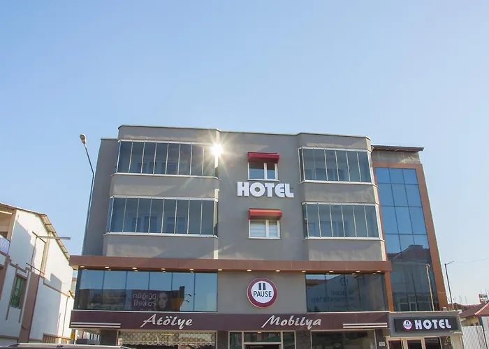 Pause Hotel Serdivan